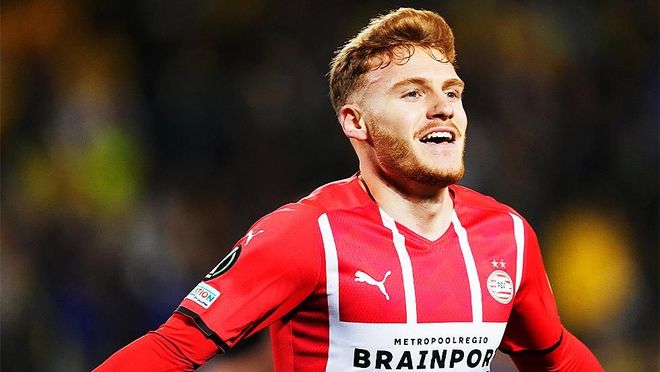 而刚刚复出 而刚刚复出